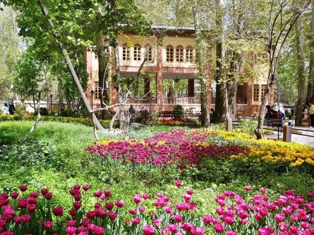 لیست باغ های دل انگیز تهران