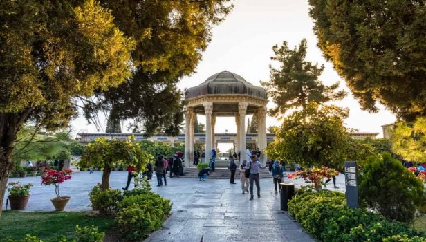سفر به شیراز با عطر بهارنارنج اردیبهشت